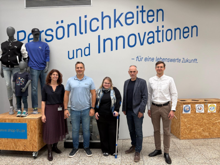 a2f8e17b-b9de-4894-8eea-7a67cba68da3